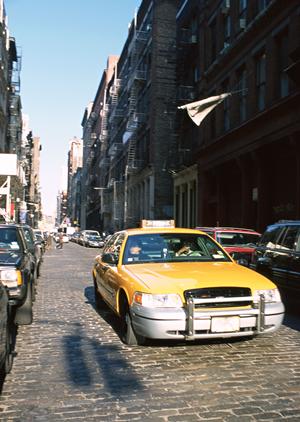 買取業者にGTRを売却するのは早めに