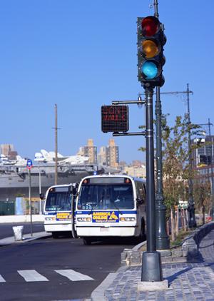 【2024年最新版】信頼できるトラック査定のポイントと成功するための対策ガイド